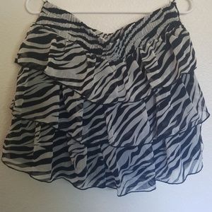 White and black zebra skirt XL